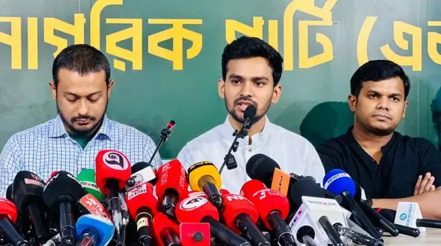 গণভোটের প্রতিশ্রুতি বাস্তবায়ন না করে সরকার জনগণের সঙ্গে প্রতারণা করছে: আসিফ মাহমুদ