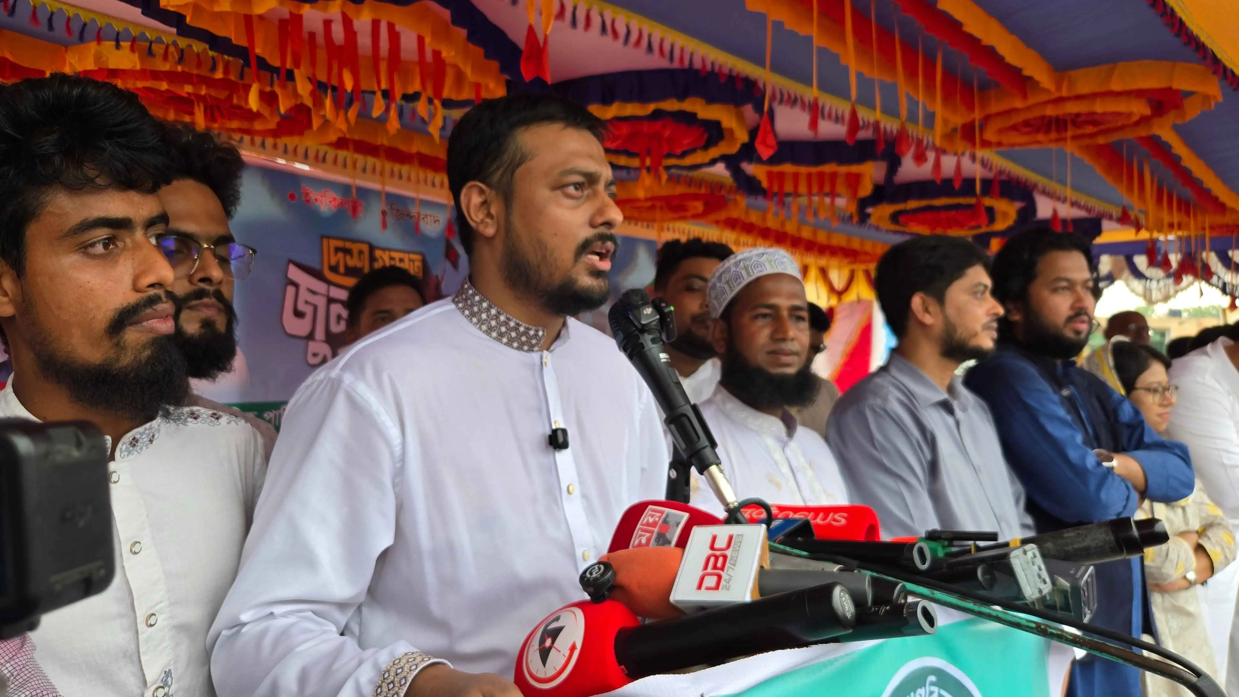 শেখ হাসিনার বিচার না হলে সরকার পতনের আন্দোলনের হুঁশিয়ারি নাসীরুদ্দীন পাটওয়ারীর
