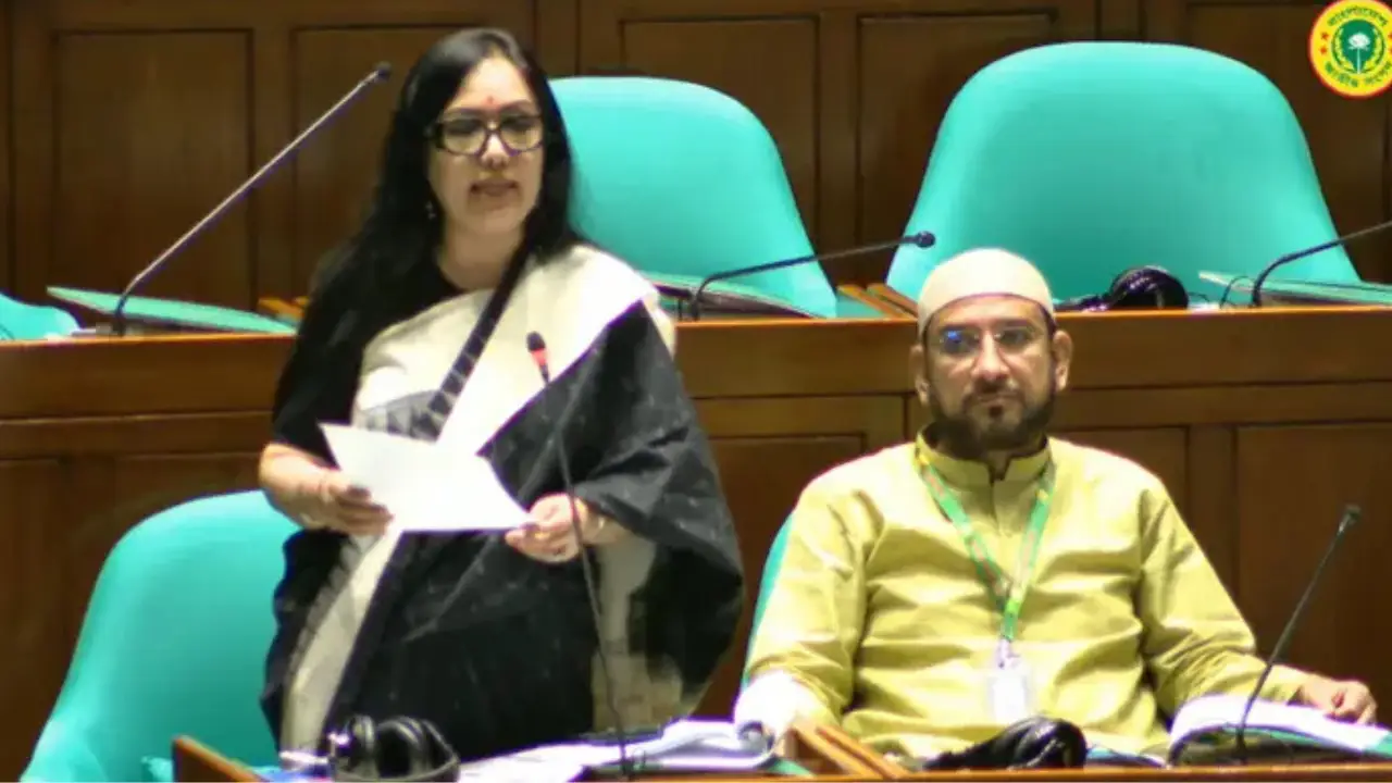 বাবা-মায়ের সম্পত্তি লিখে নিয়ে বৃদ্ধাশ্রমে পাঠানো আত্মাকে ভেঙে দেয়: রুমিন ফারহানা