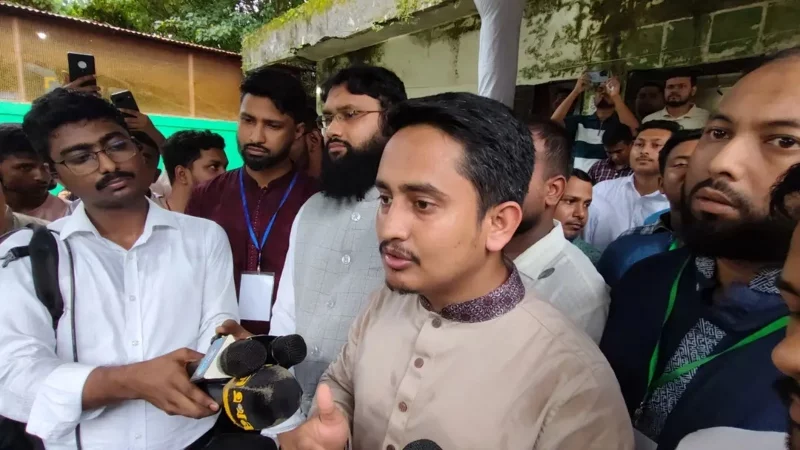 ‘জিয়ার সৈনিকরা গত ১৬-১৭ বছরে শেখ হাসিনার একটি চুলও বাঁকা করতে পারেনি’: সারজিস আলম