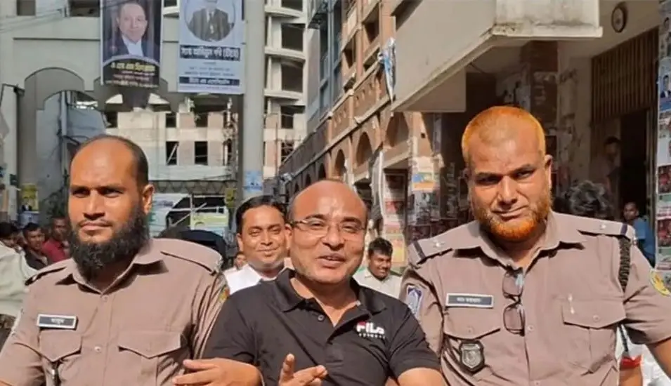 অনলাইনে প্রতারণার মামলায় আইনজীবী ৪ দিনের রিমান্ডে
