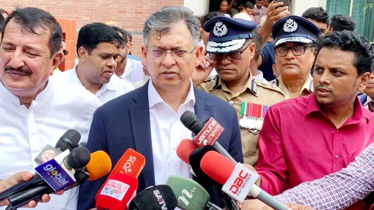 বেনজীর আহমেদের জামিন বাতিলে আইনি প্রক্রিয়া শুরু, অন্য দেশের পাসপোর্ট থাকার সন্দেহ: স্বরাষ্ট্রমন্ত্রী