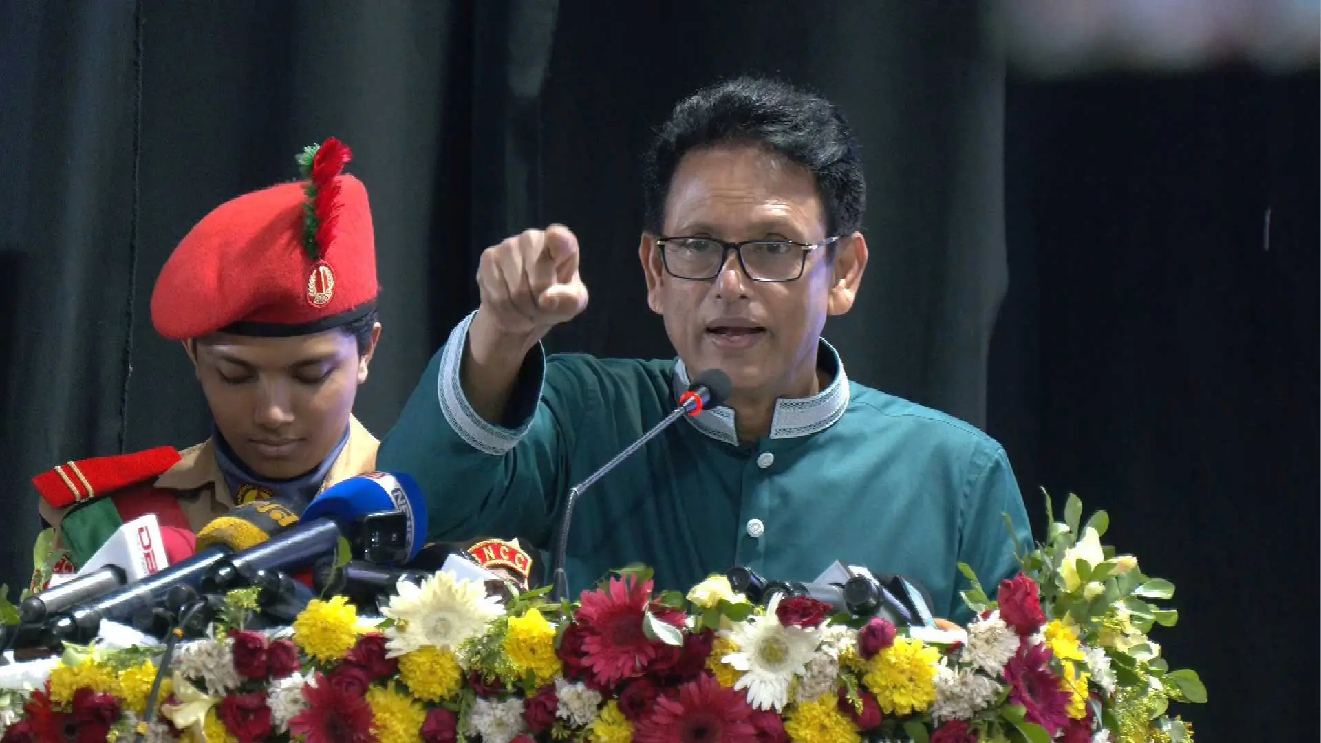 ‘পরীক্ষা ছাড়া সনদ হয় না, আমাকে কেউ "পরীক্ষা মিলন" বললে আপত্তি নেই’ — শিক্ষামন্ত্রী