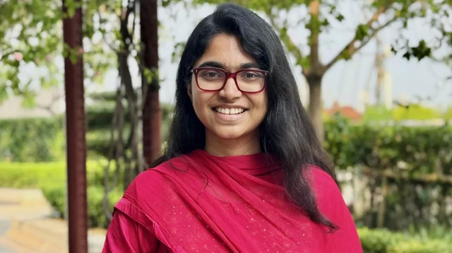 নির্বাচনী তহবিল চেয়ে ফেসবুকে আহ্বান, ৭ ঘণ্টায় সাড়ে ১২ লাখ টাকা অনুদান পেলেন তাসনিম জারা