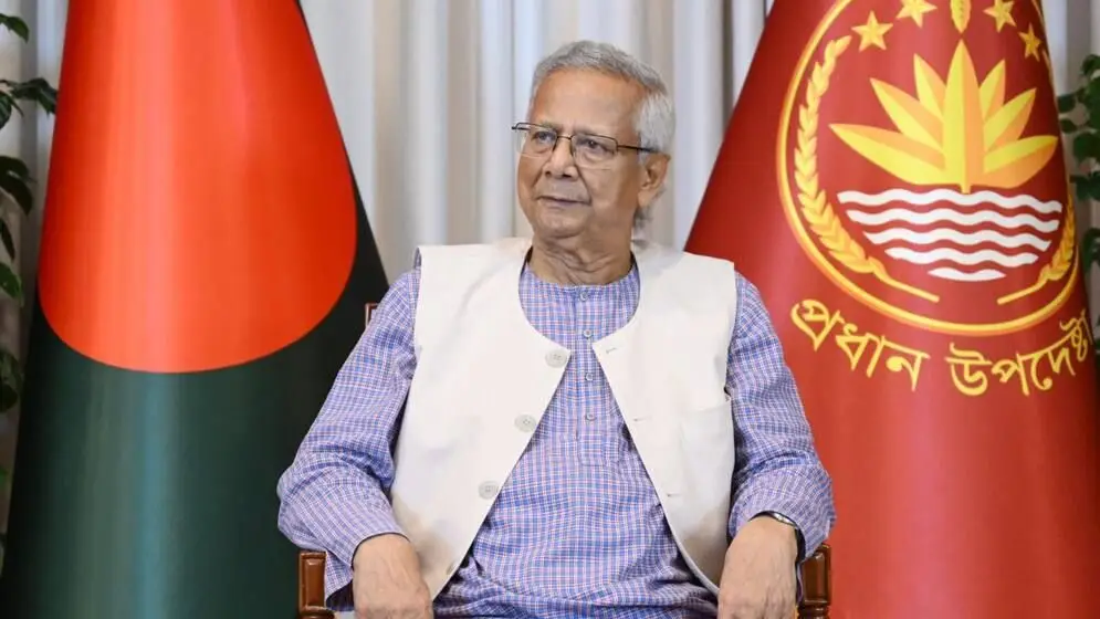 ড. ইউনূস ‘ভিলেন’ নাকি ‘ক্রান্তিকালীন নায়ক’
