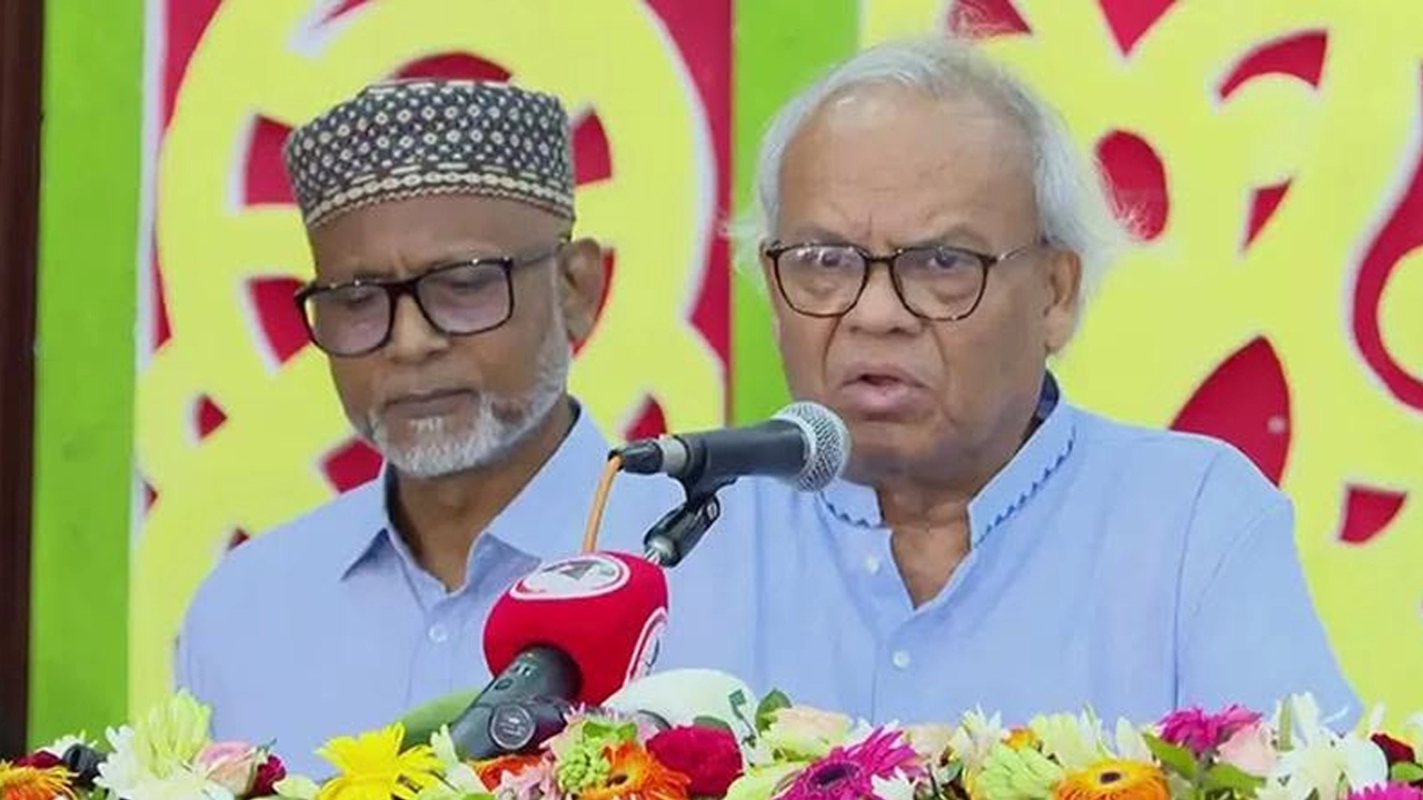 ‘আদর্শ শিক্ষক ছাড়া আলোকিত সমাজ গড়া সম্ভব নয়’: রুহুল কবির রিজভী