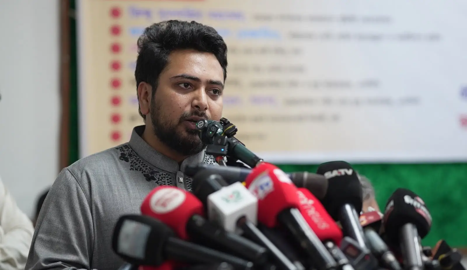 ‘শক্তিশালী গণতন্ত্র ছাড়া সাম্প্রদায়িক সম্প্রীতি নিশ্চিত সম্ভব নয়’: নাহিদ ইসলাম