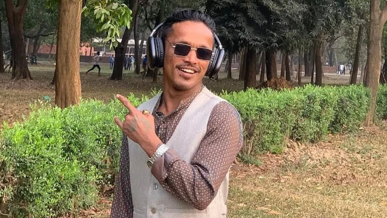 অস্ত্র-গুলিসহ চট্টগ্রামের শীর্ষ সন্ত্রাসী বুইস্যা গ্রেপ্তার