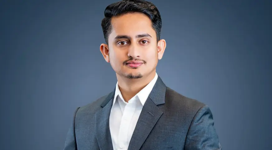 ঢাবি ভিসির প্রশংসায় এনসিপি নেতা: ‘মেরুদণ্ড সোজা রেখে স্বচ্ছ নির্বাচন’