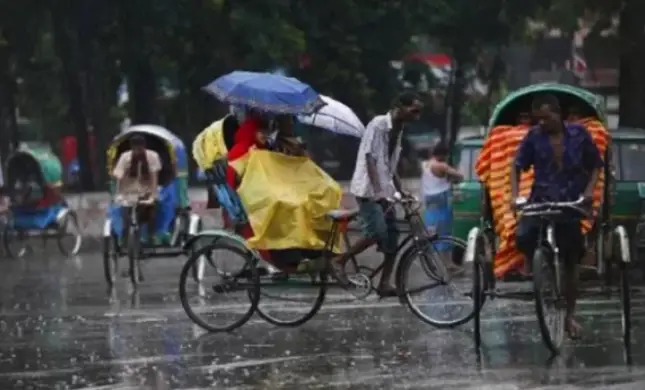 তিন দিন ধরে অতিভারী বৃষ্টি, ভূমিধসের শঙ্কা
