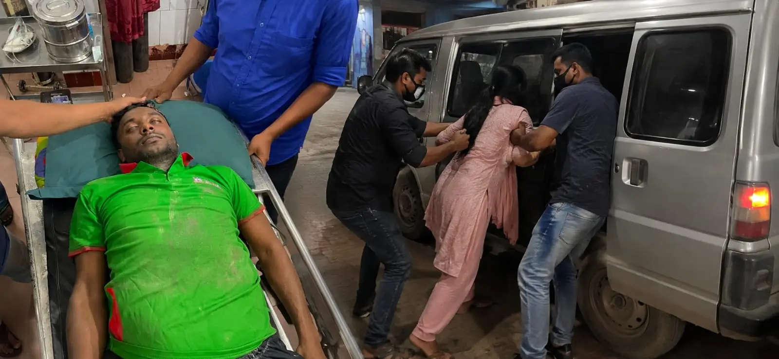 সেই নারীকে শুক্রবার বিকেলে বাড়ি থেকে তুলে নেওয়া হয়