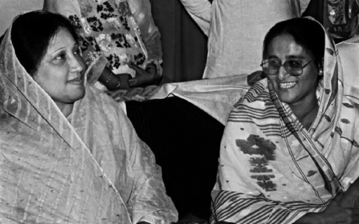 সাবেক প্রধানমন্ত্রী বেগম খালেদা জিয়ার মৃত্যুতে শেখ হাসিনার শোক