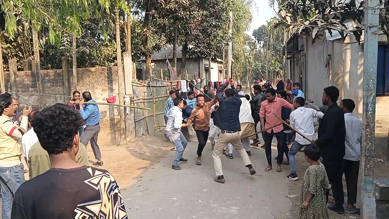 লালমনিরহাটে বিএনপি-জামায়াত সমর্থকদের সংঘর্ষ, আহত অন্তত ২০