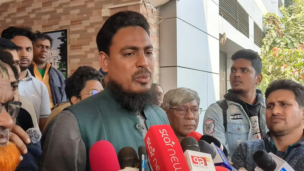 ‘গণভোটের প্রতিশ্রুতি ভেঙে জনগণের সঙ্গে প্রতারণা করছে বিএনপি’-আখতার হোসেন