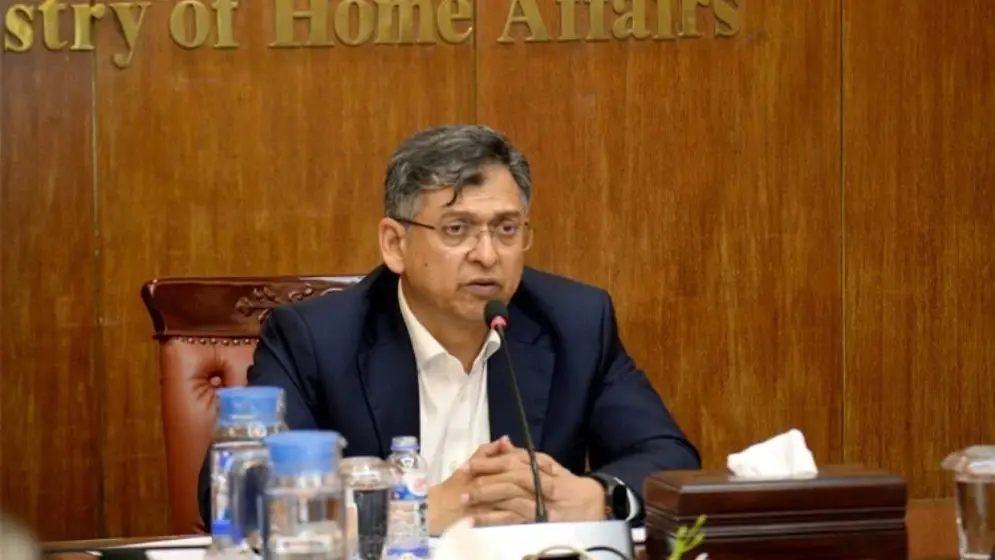২০০৬ সালে নিয়োগ বাতিল হওয়া এসআই চাকরি ফেরত পাবেন: স্বরাষ্ট্রমন্ত্রী