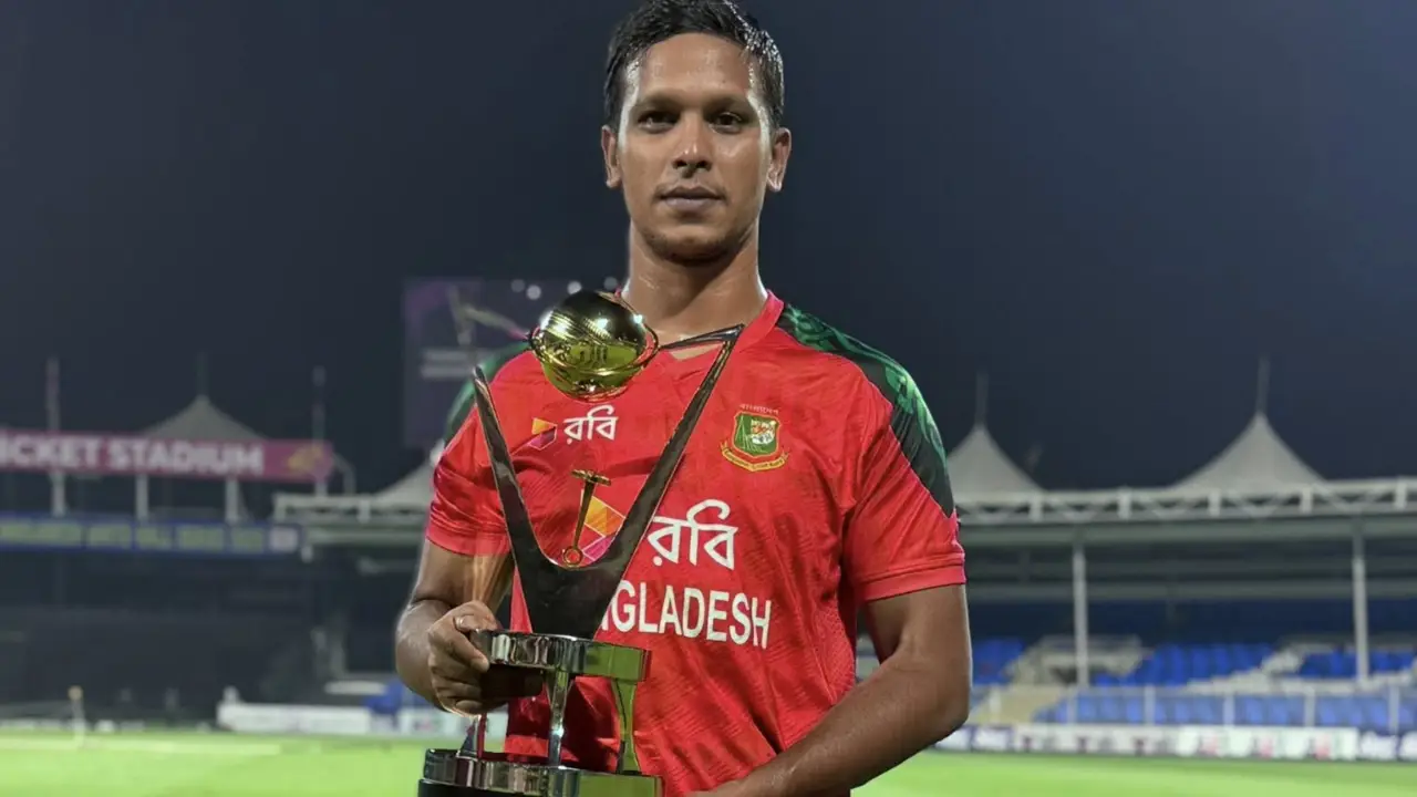 টানা চার ছক্কায় ইতিহাস গড়লেন সাইফউদ্দিন, বাংলাদেশের নতুন টি-টোয়েন্টি রেকর্ড