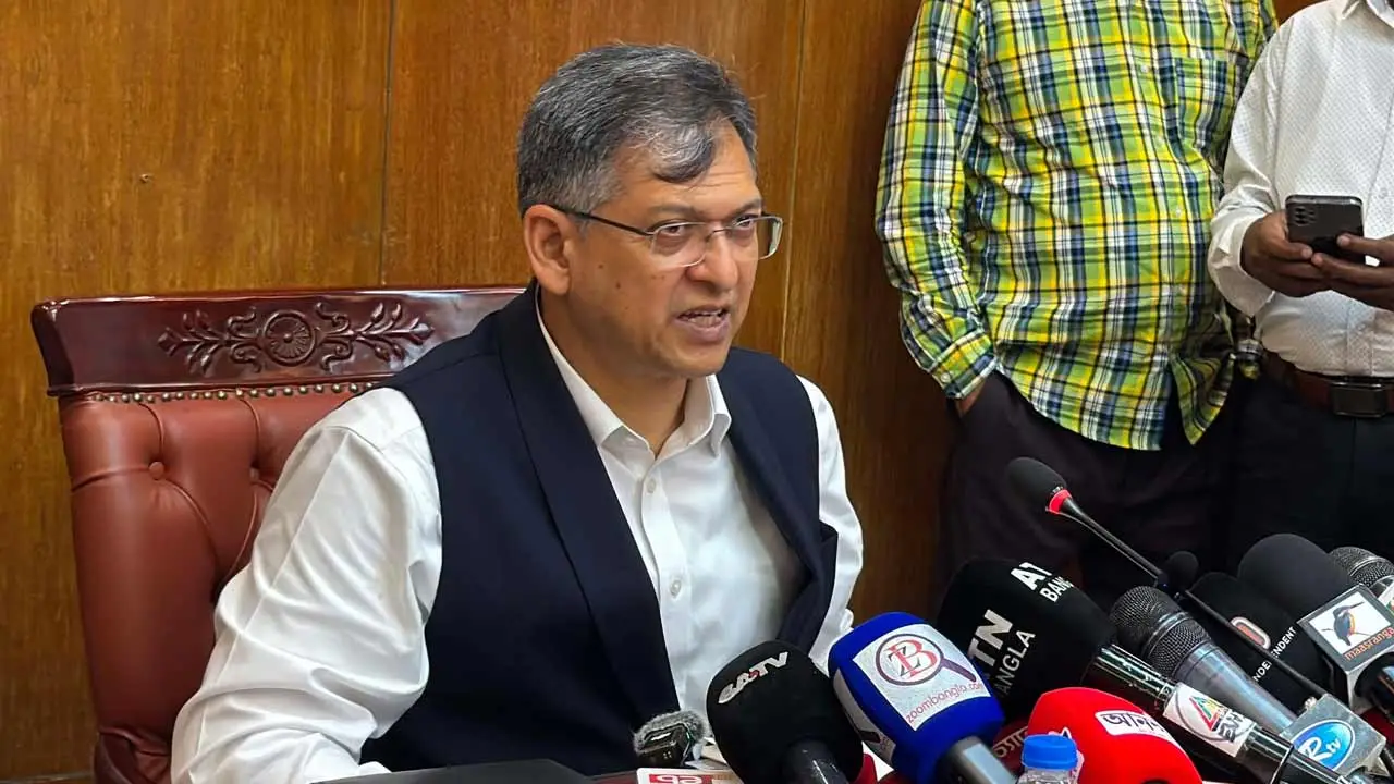 সাবেক রাষ্ট্রপতির বিরুদ্ধে মামলা করা যায় না, সংবিধান তাকে ইমিউনিটি দিয়েছে: স্বরাষ্ট্রমন্ত্রী