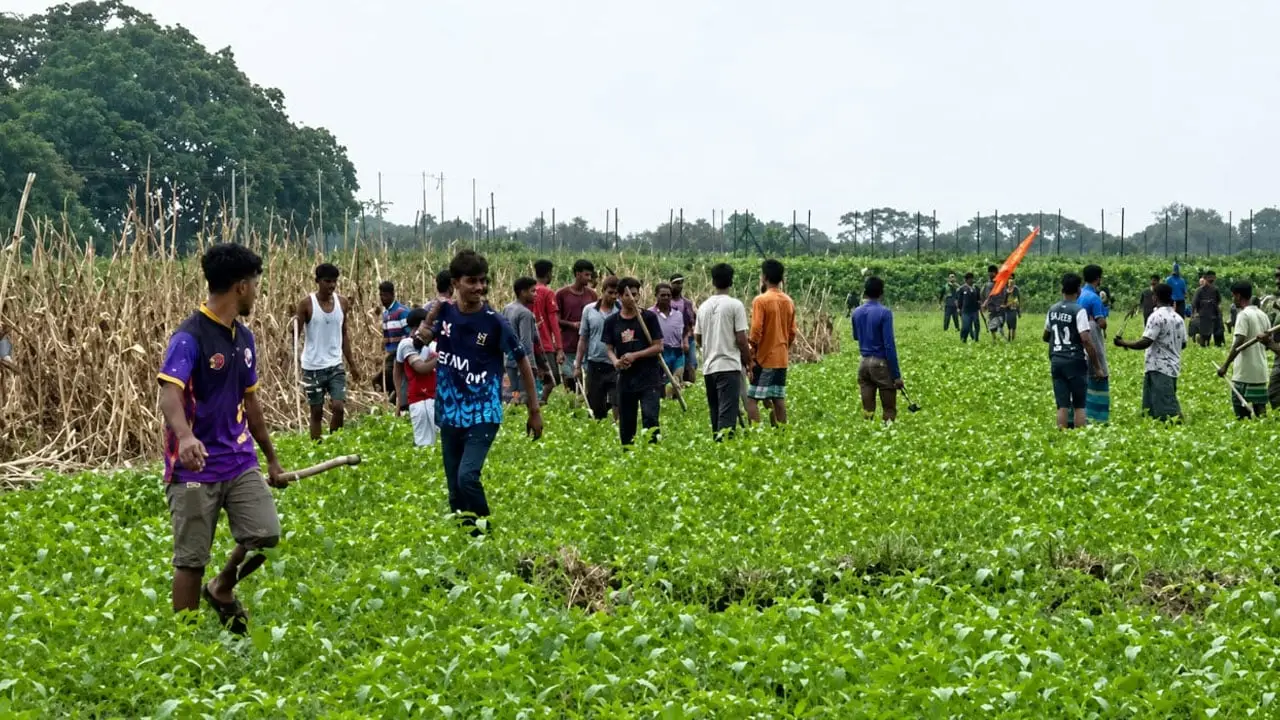 কুড়িগ্রাম সীমান্তে বিএসএফের পুশইন চেষ্টা ব্যর্থ, ৭২ ঘণ্টা ধরে শূন্যরেখায় ৯ জন