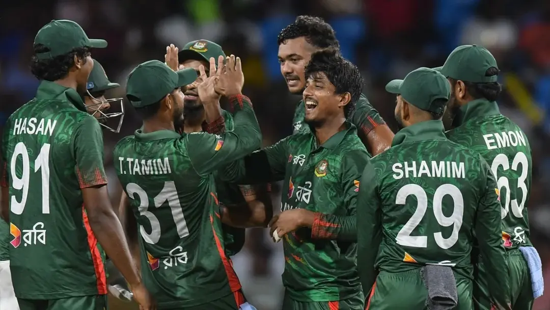 অস্ট্রেলিয়ার বিপক্ষে তৃতীয় ওয়ানডের দলে শেখ মেহেদী